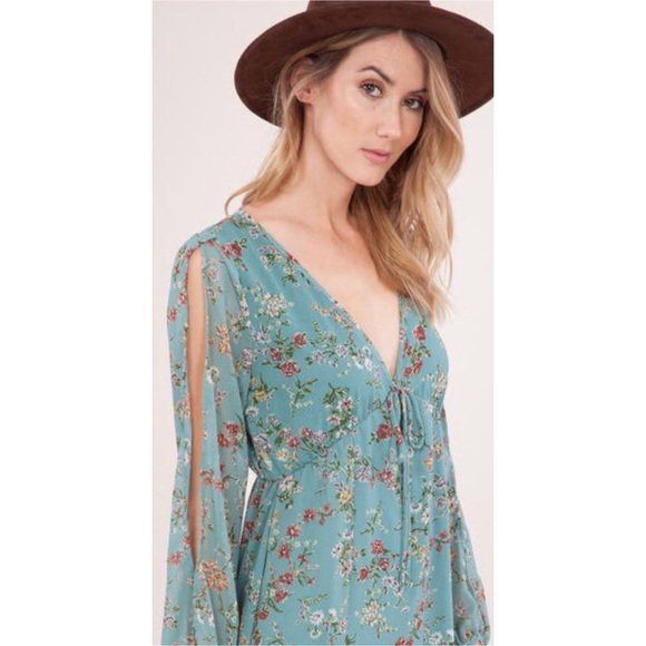 Floral Open shoulder floral maxi dress - Picture 8 of 8